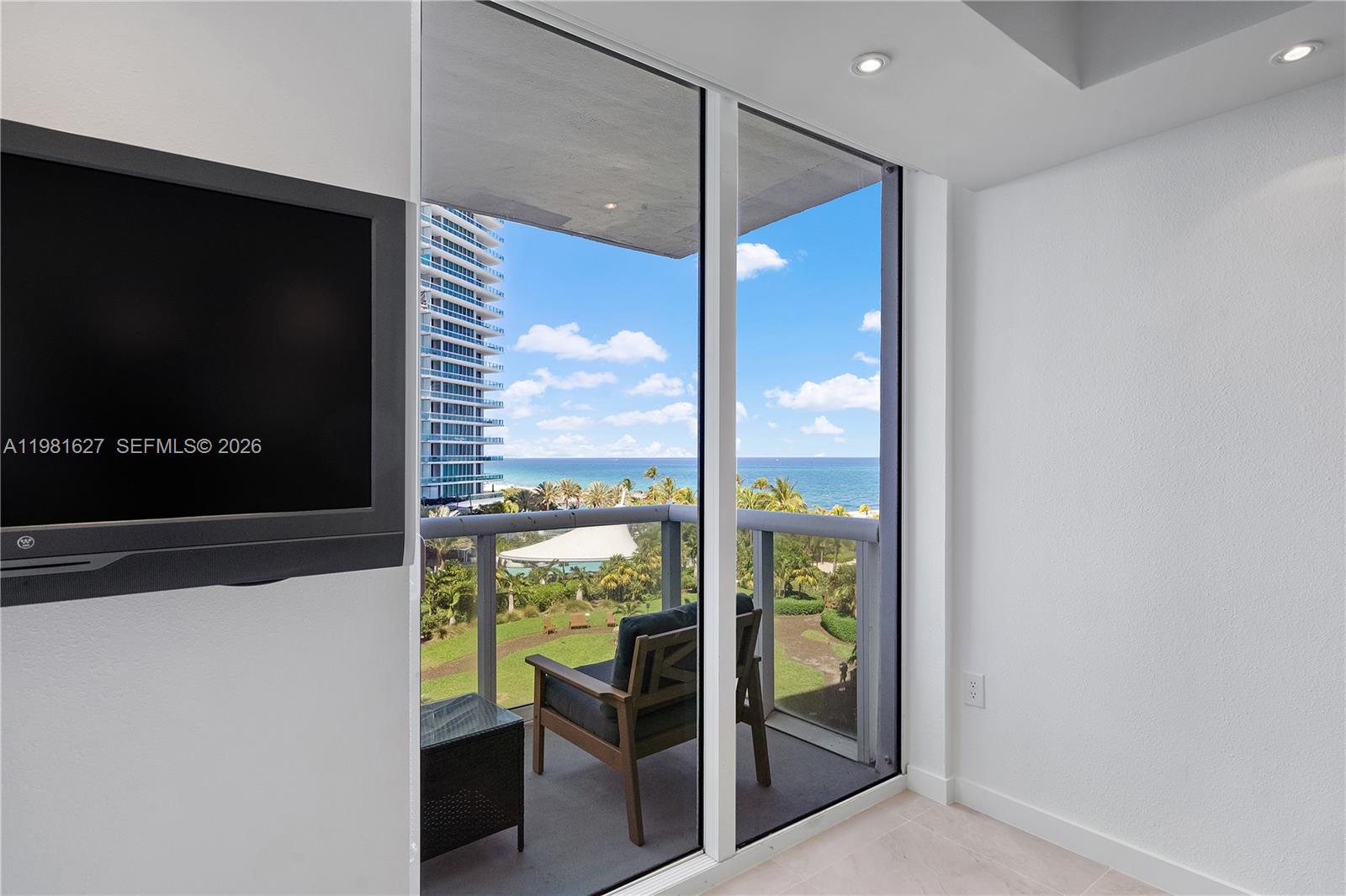 10275 Collins Ave #605, Bal Harbour FL 33154