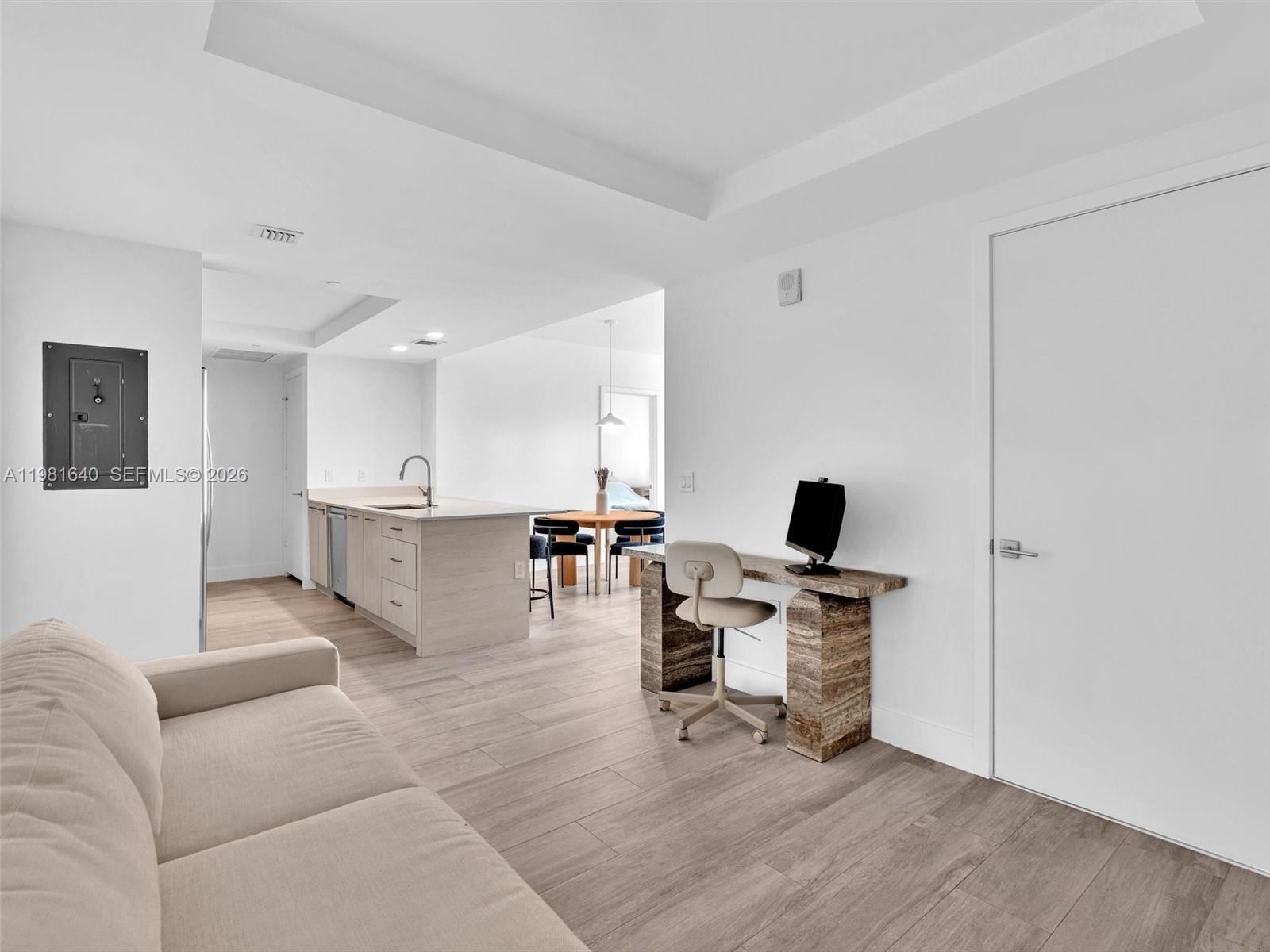 121 NE 34th St #2102, Miami FL 33137