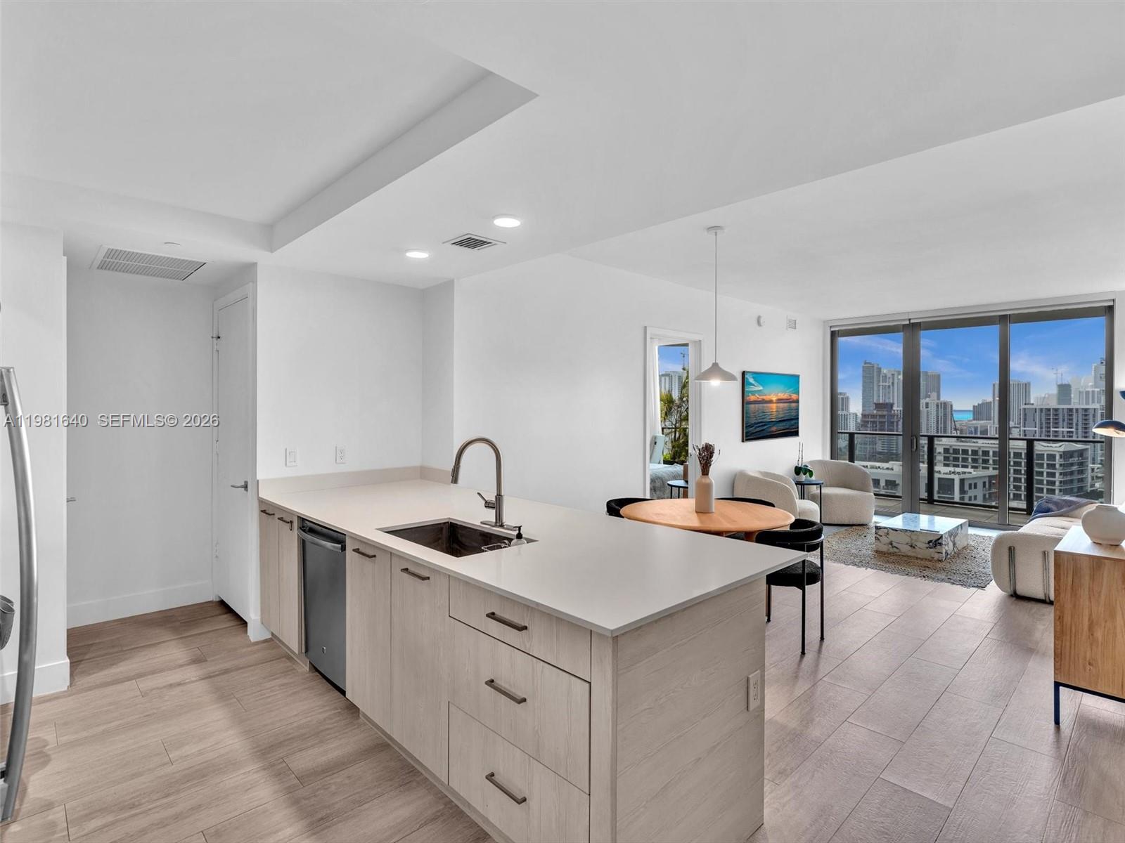 121 NE 34th St #2102, Miami FL 33137