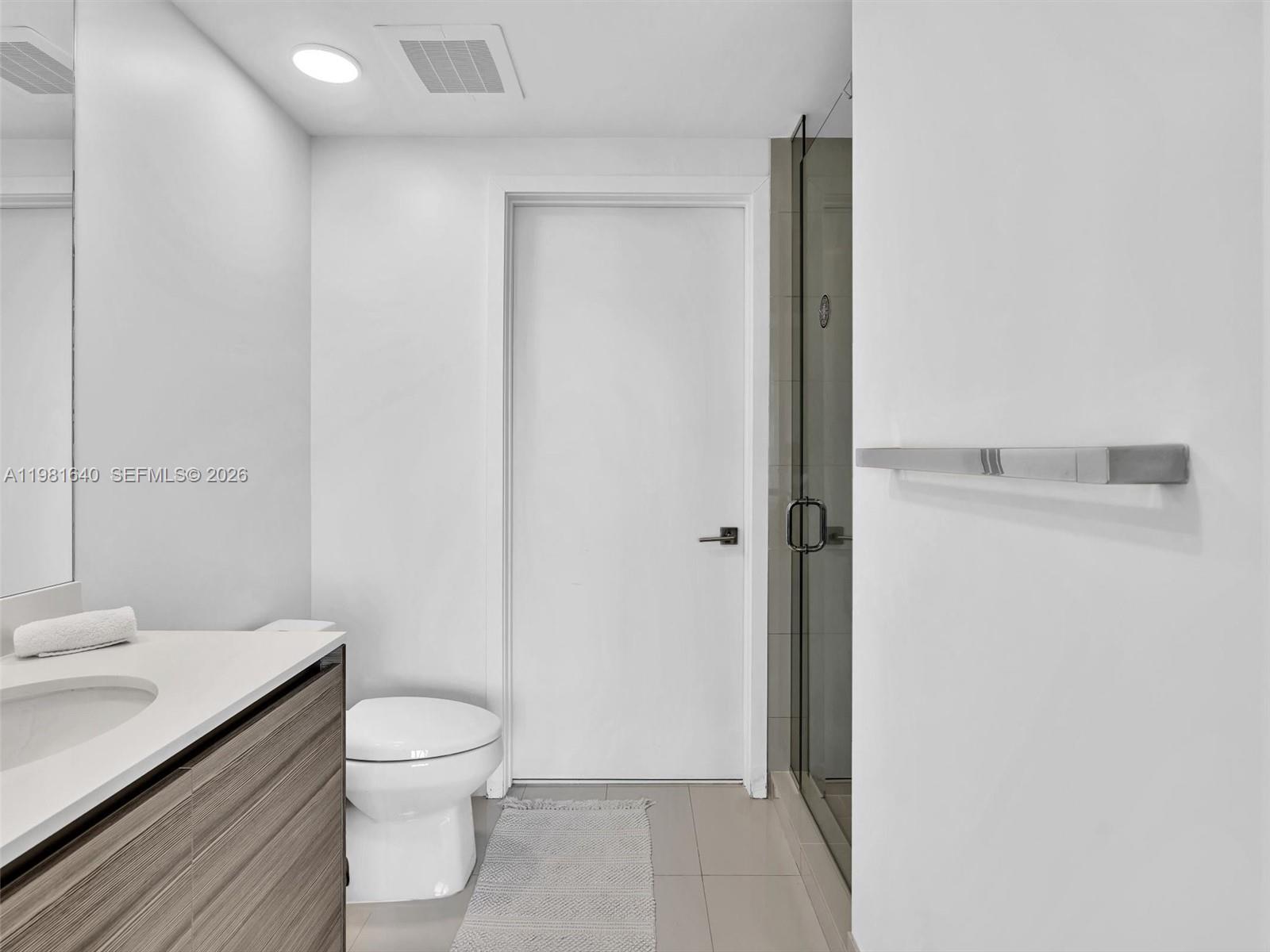 121 NE 34th St #2102, Miami FL 33137