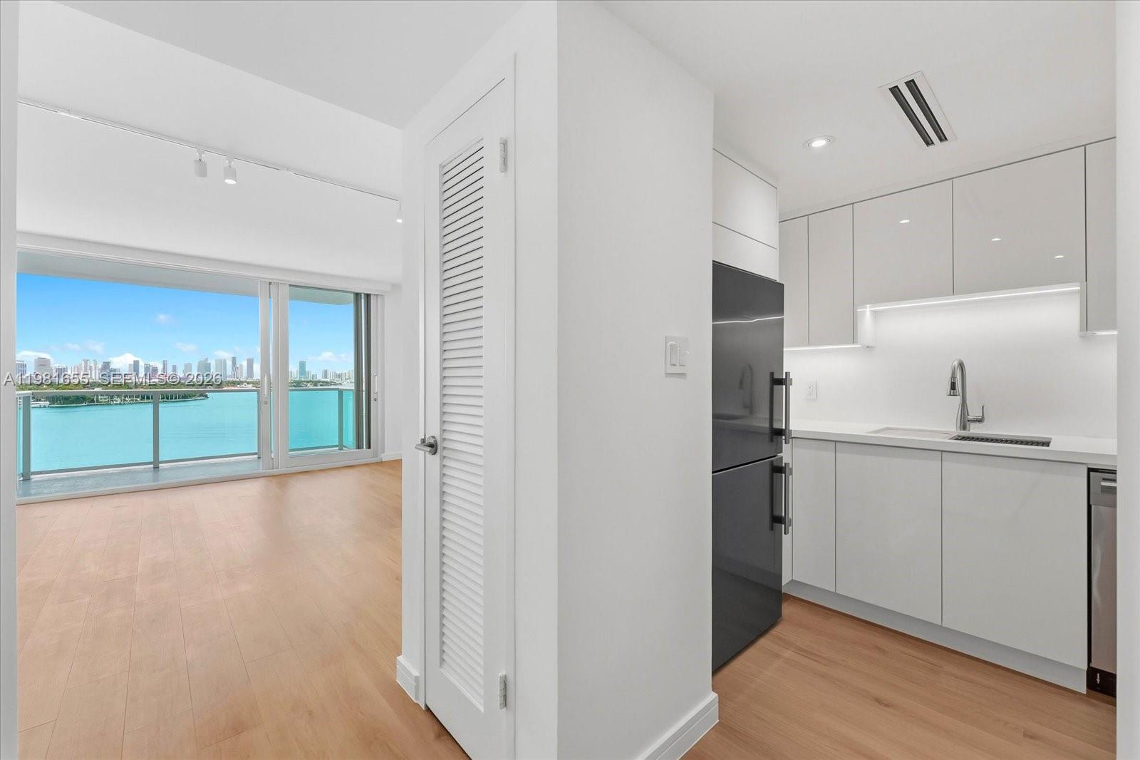 1000 West Ave #920, Miami Beach FL 33139