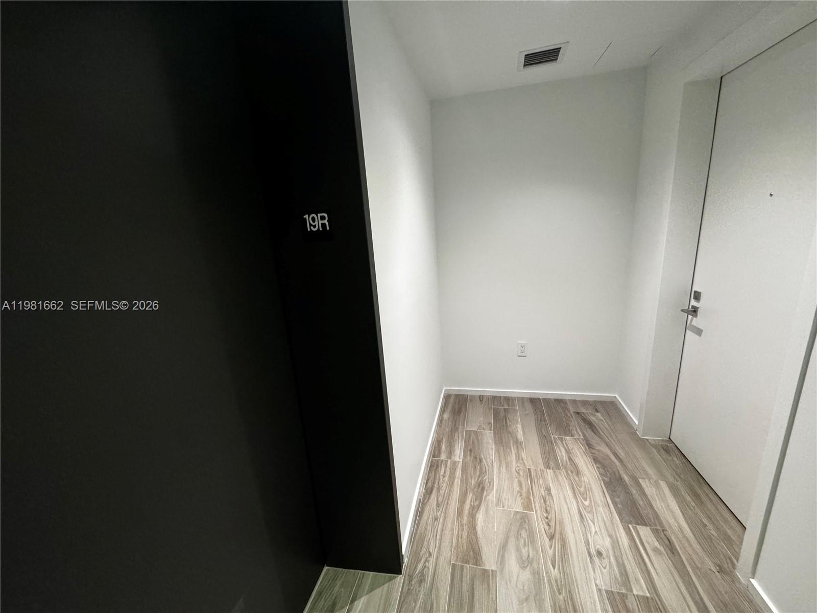 801 S Miami Ave #1906, Miami FL 33130