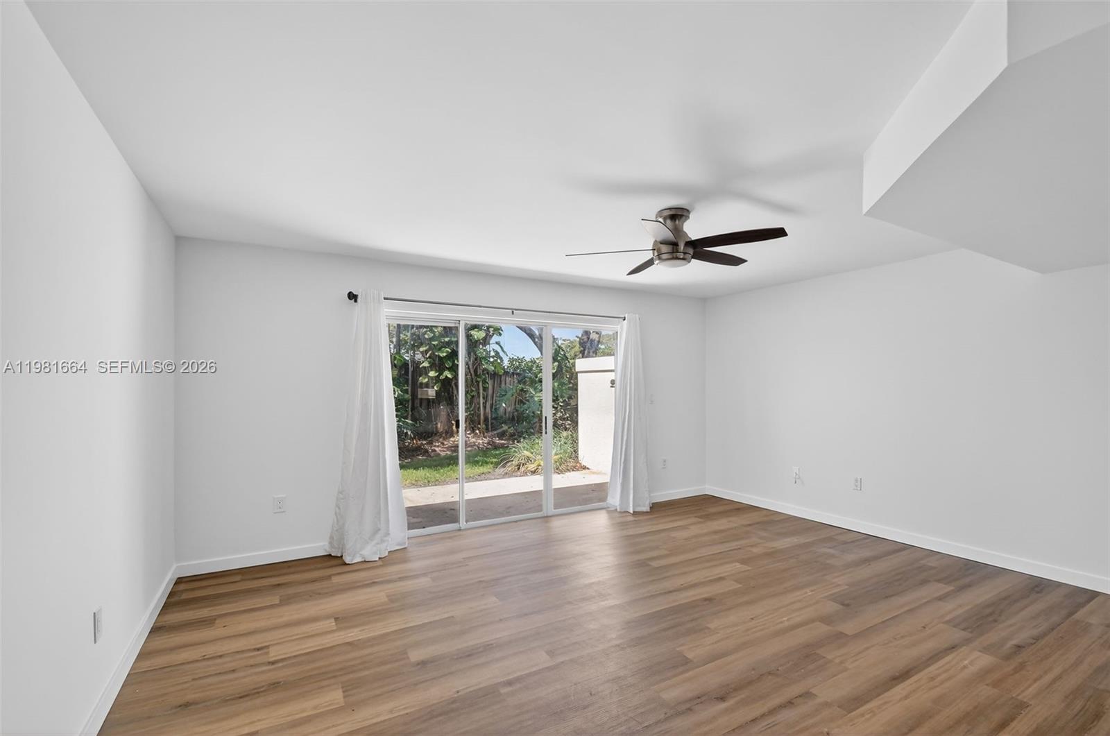 101 E Half Moon Cir #B, Hypoluxo FL 33462