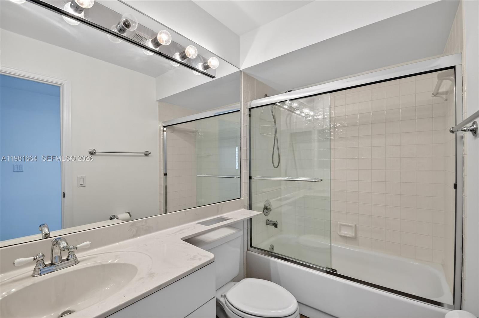 101 E Half Moon Cir #B, Hypoluxo FL 33462