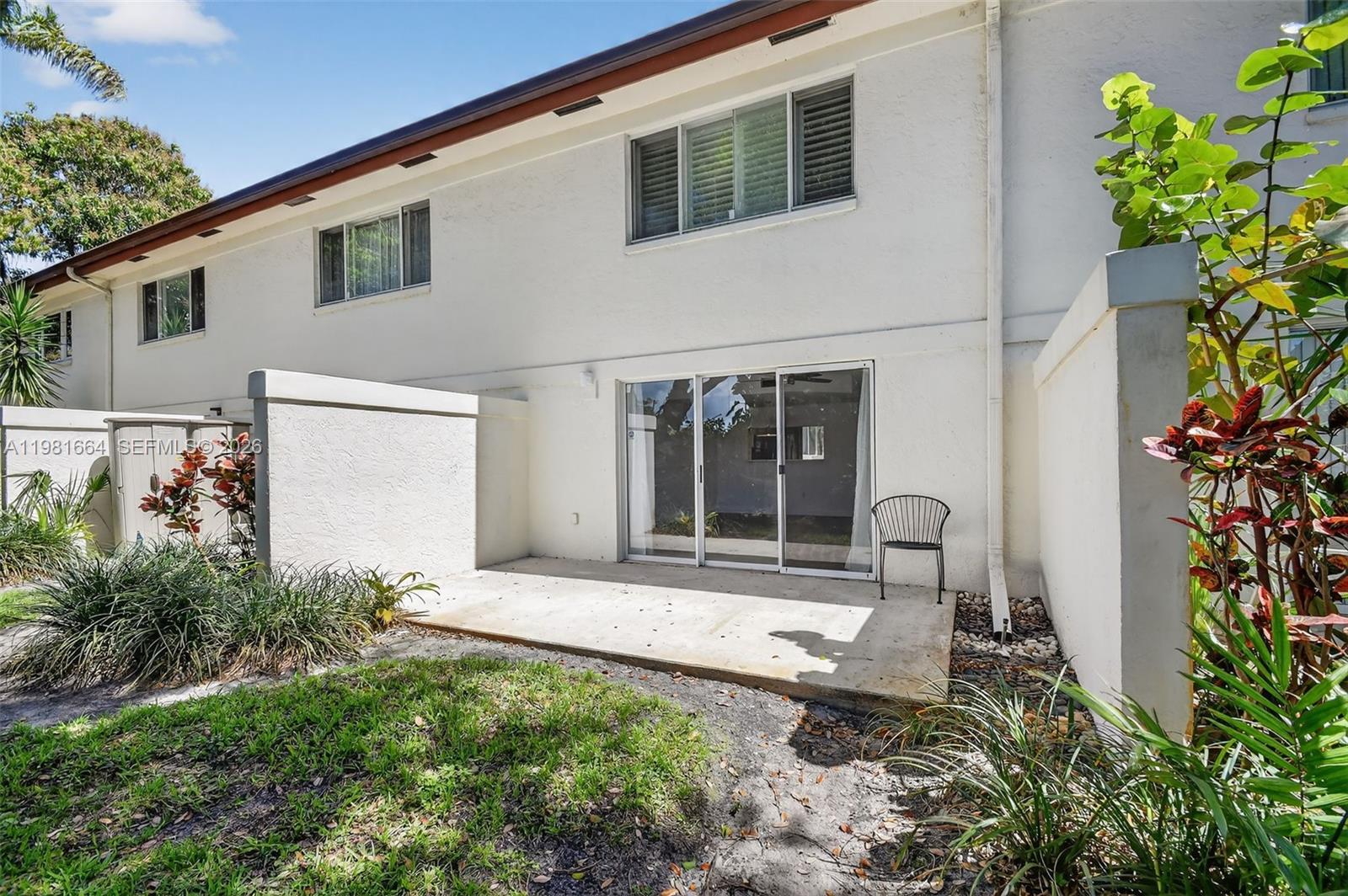 101 E Half Moon Cir #B, Hypoluxo FL 33462