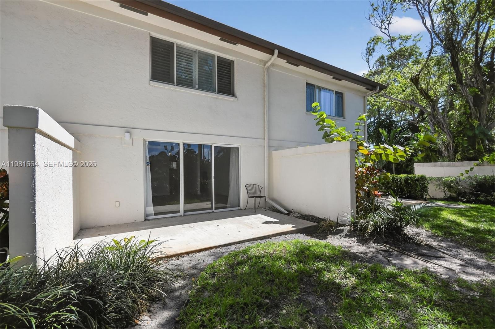 101 E Half Moon Cir #B, Hypoluxo FL 33462