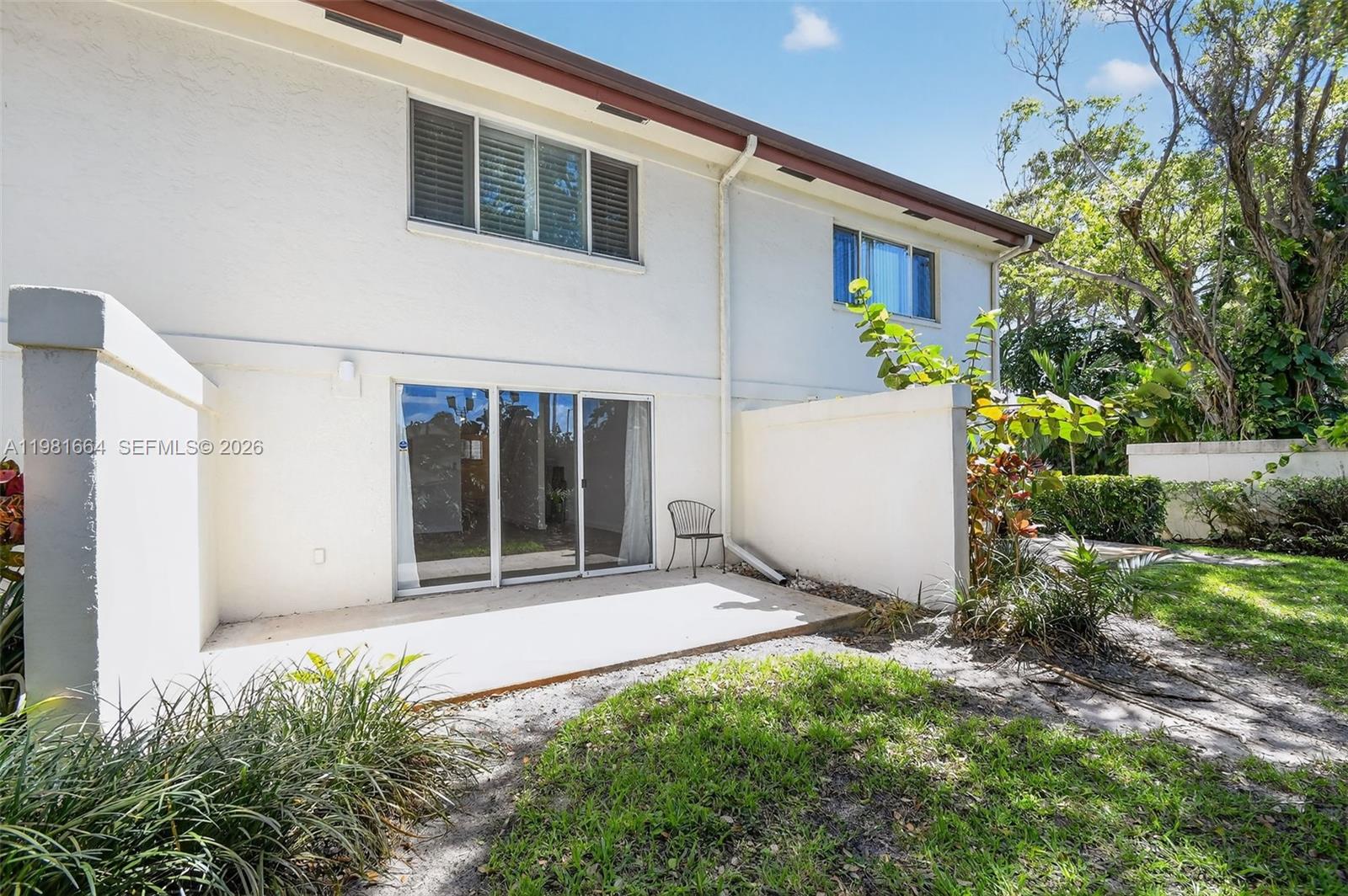 101 E Half Moon Cir #B, Hypoluxo FL 33462