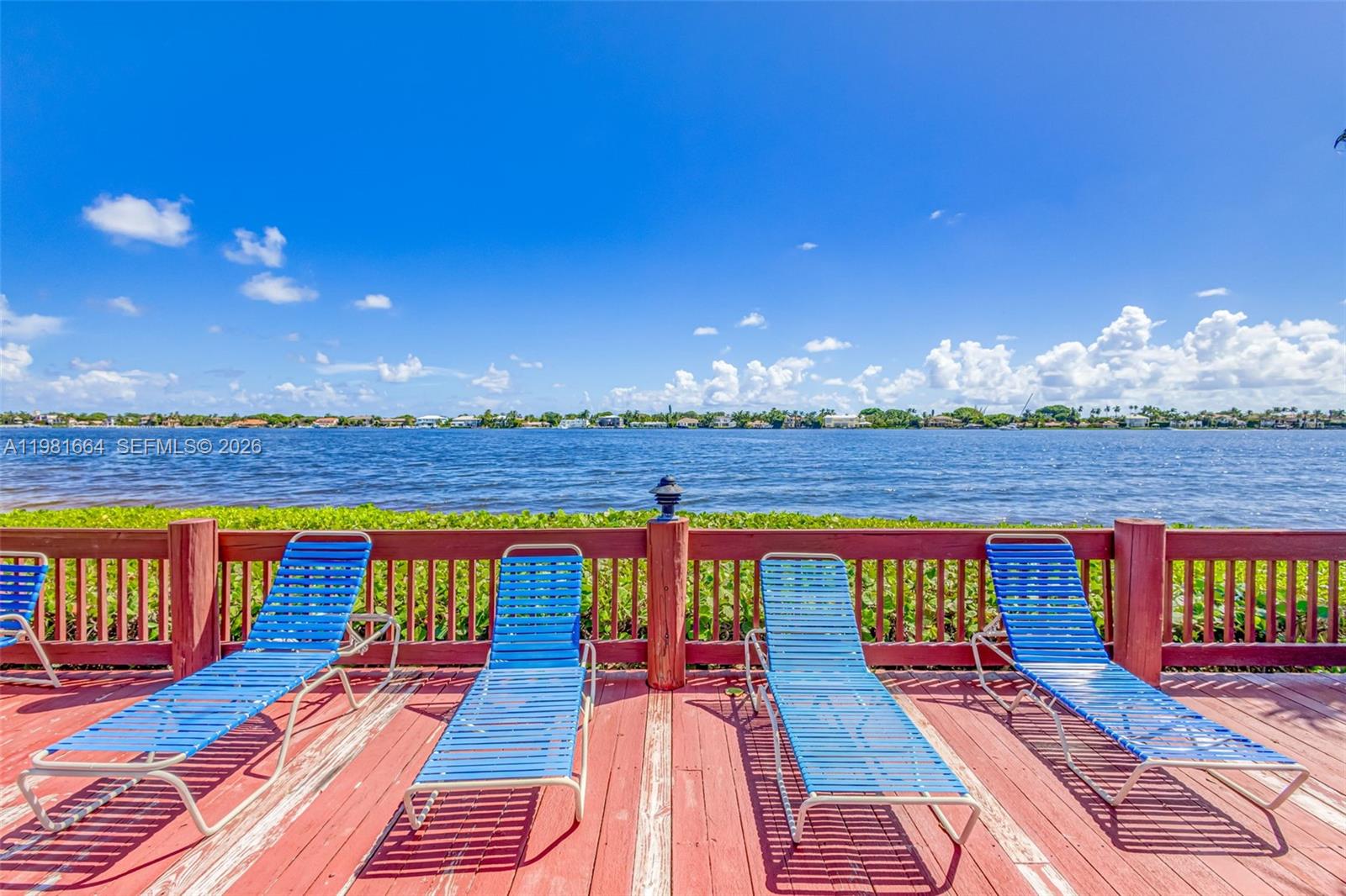 101 E Half Moon Cir #B, Hypoluxo FL 33462