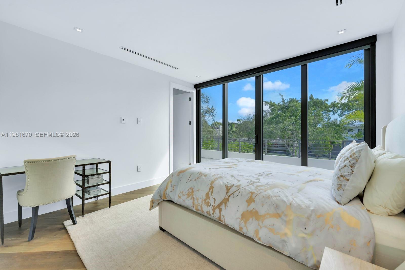 7900 SW 54th Ave, Miami FL 33143