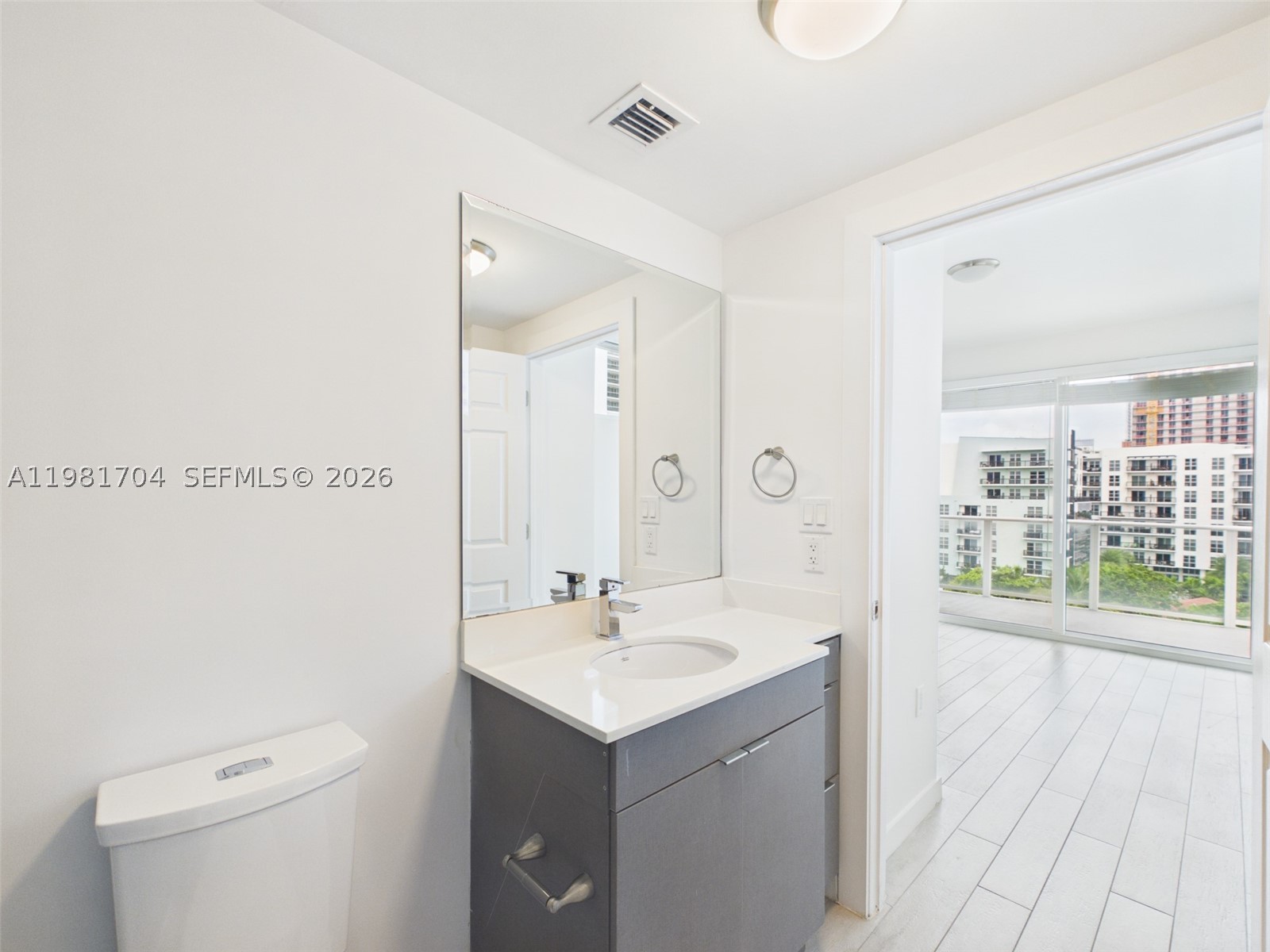 321 NE 26th St #717, Miami FL 33137