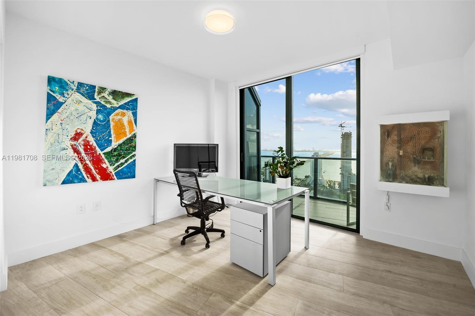 121 NE 34th St #PH3204, Miami FL 33137