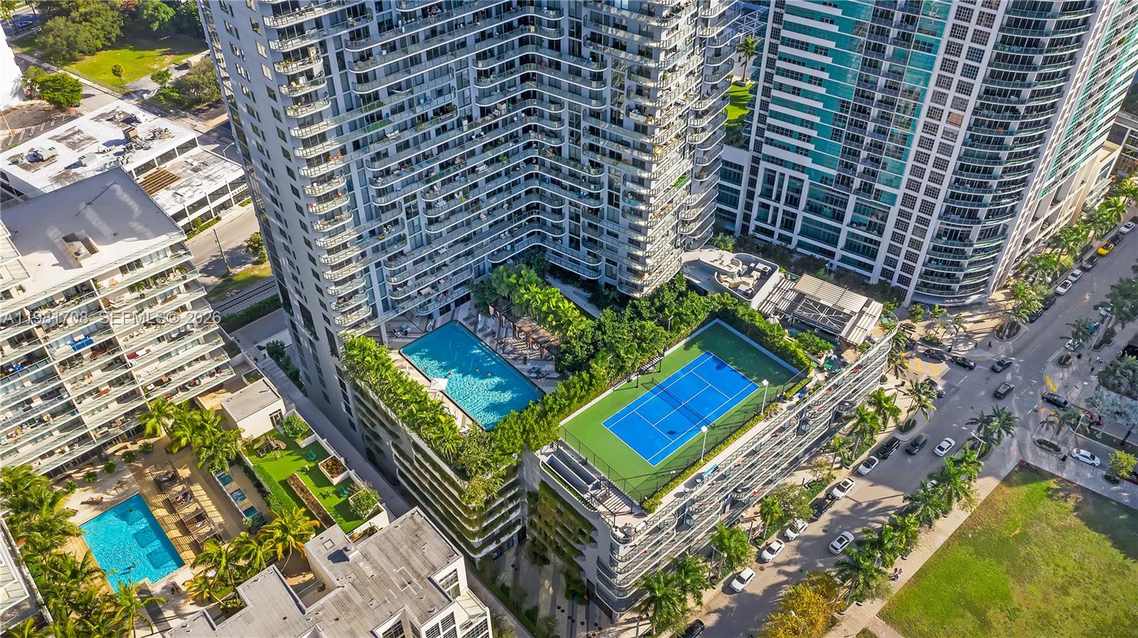 121 NE 34th St #PH3204, Miami FL 33137