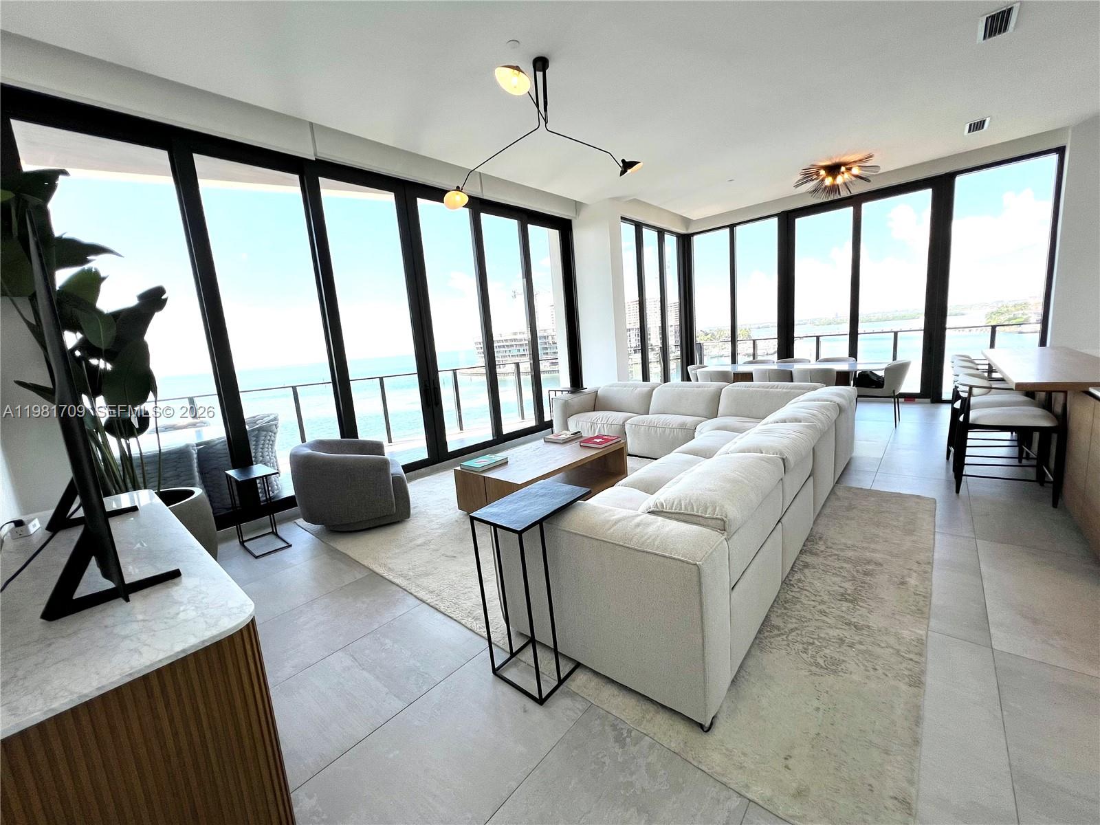 3581 E Glencoe St #601, Miami FL 33133