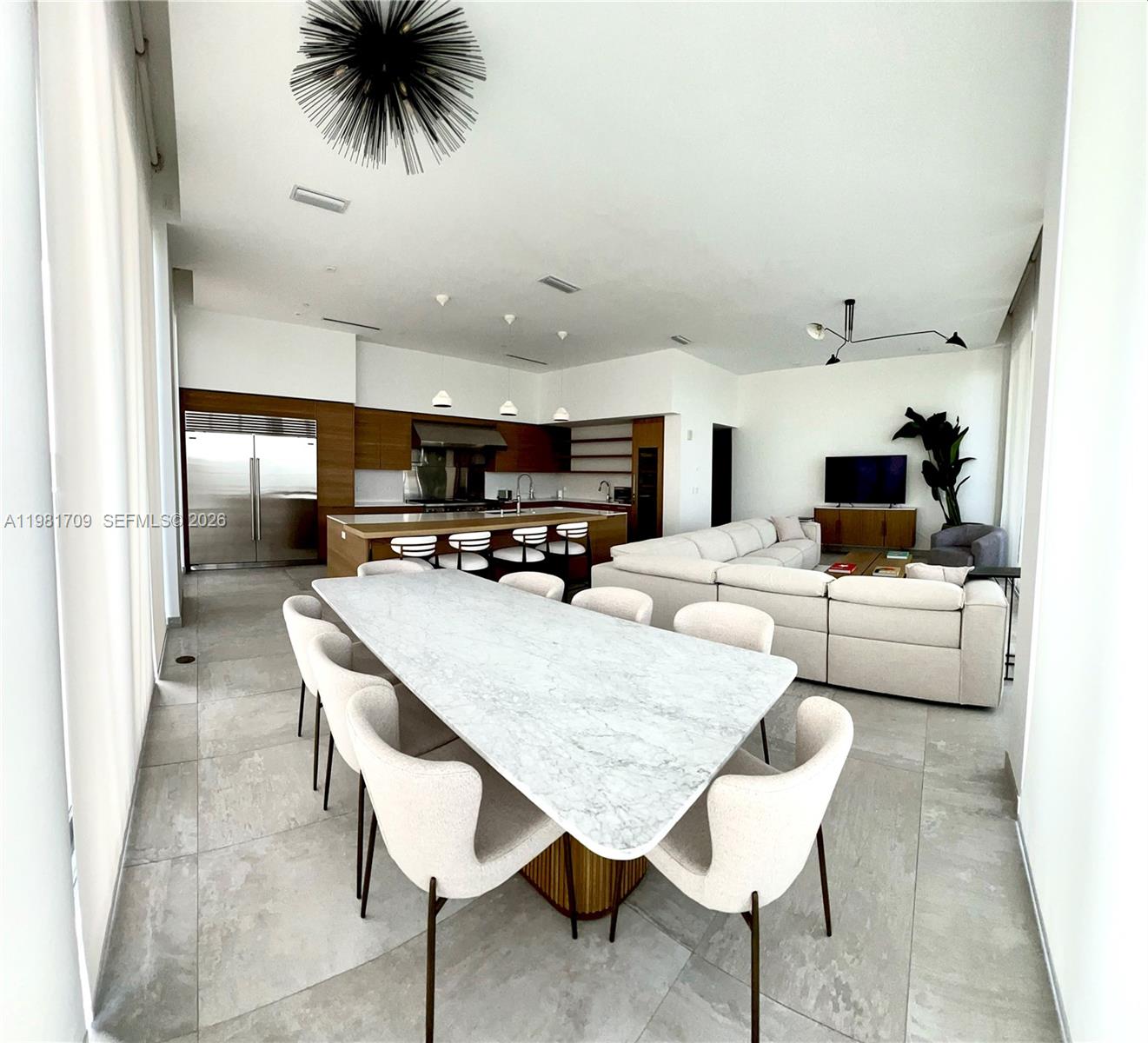 3581 E Glencoe St #601, Miami FL 33133