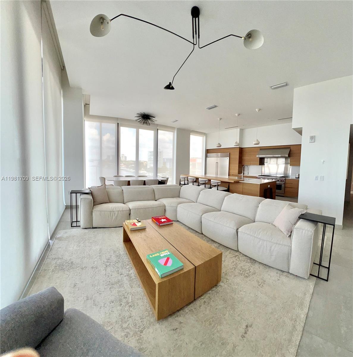 3581 E Glencoe St #601, Miami FL 33133