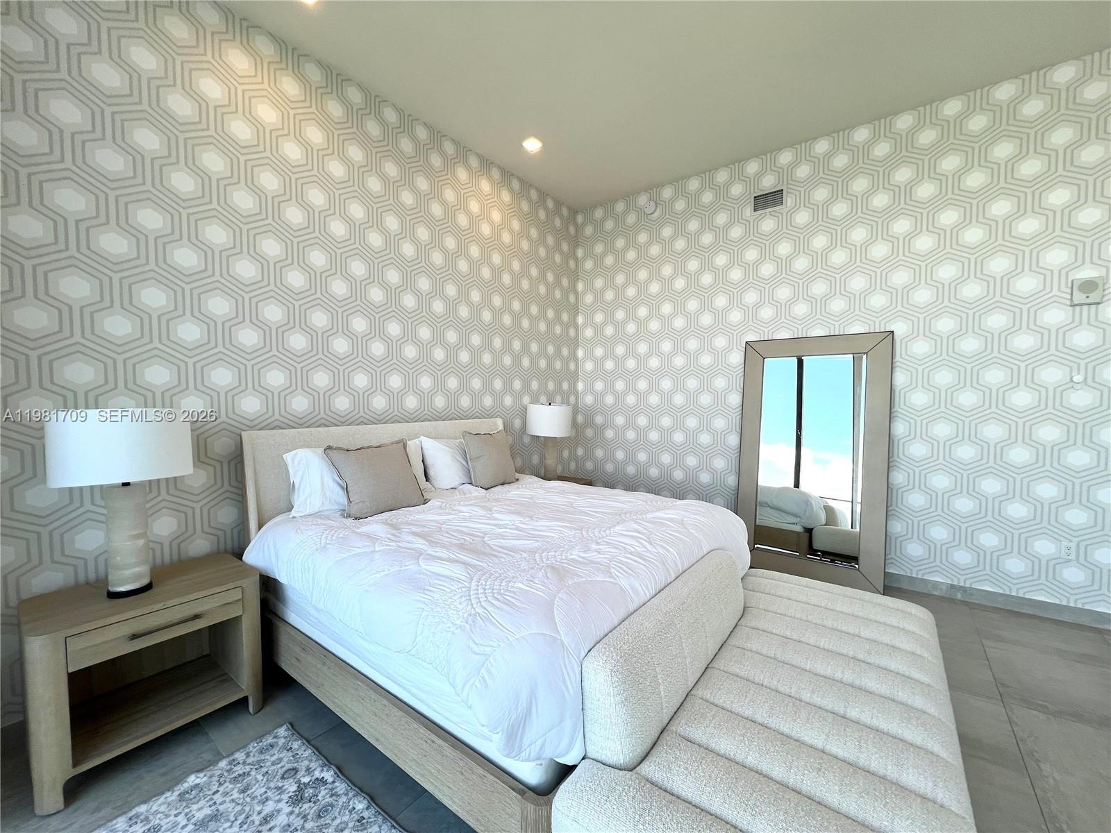 3581 E Glencoe St #601, Miami FL 33133