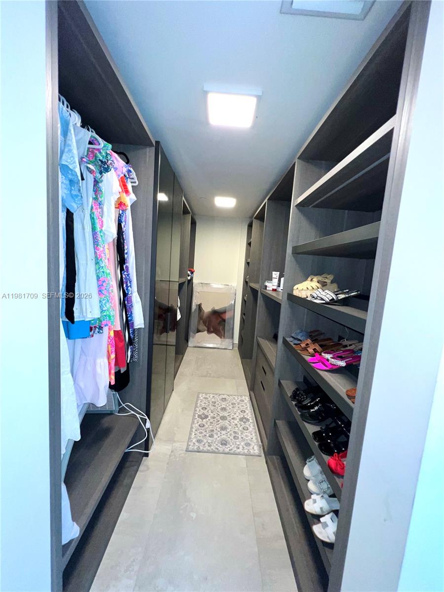 3581 E Glencoe St #601, Miami FL 33133