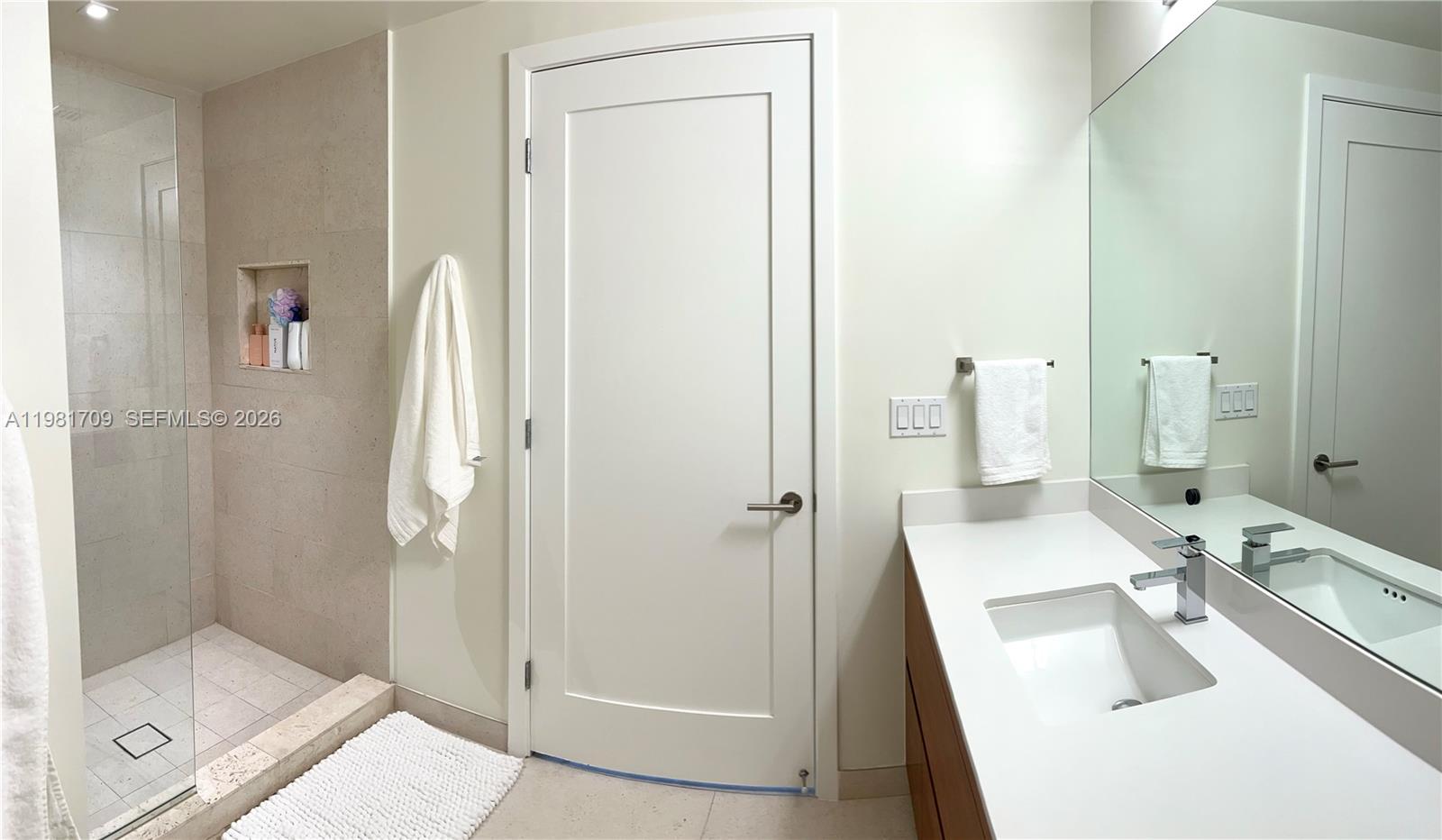 3581 E Glencoe St #601, Miami FL 33133