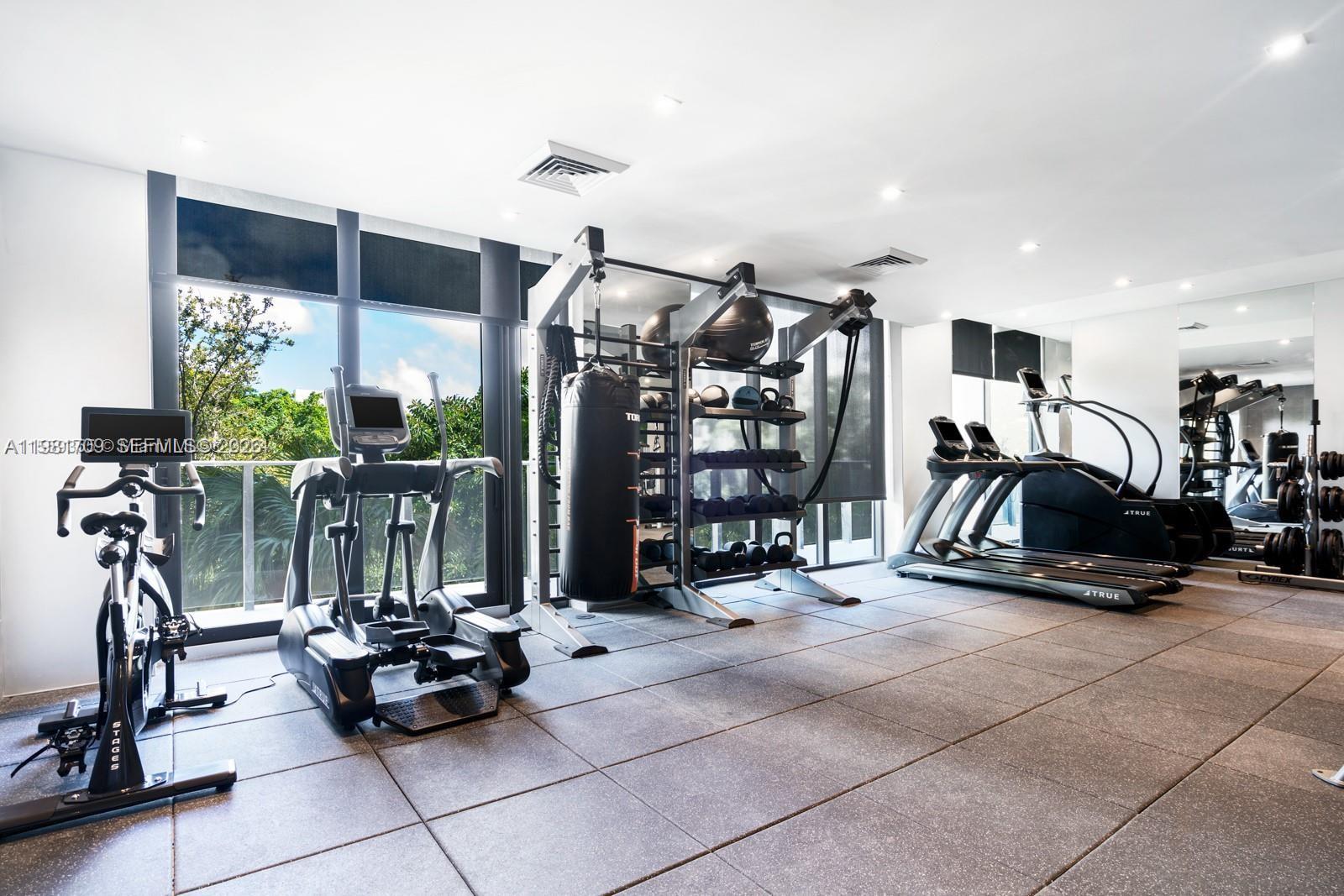 3581 E Glencoe St #601, Miami FL 33133