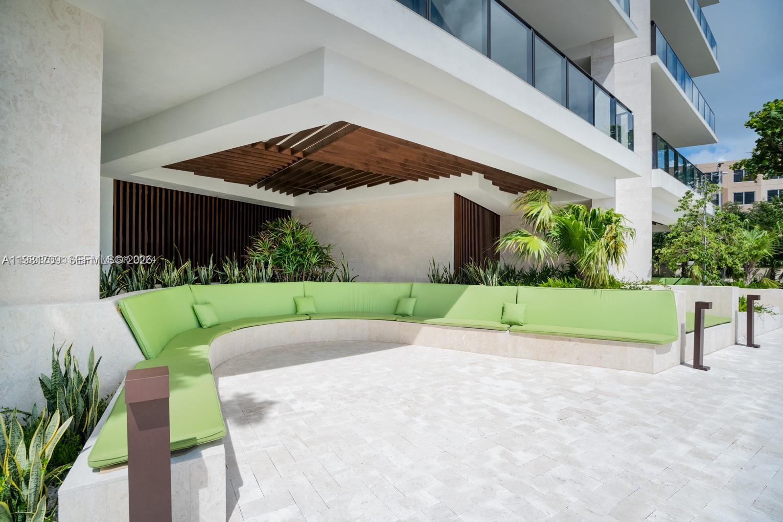 3581 E Glencoe St #601, Miami FL 33133
