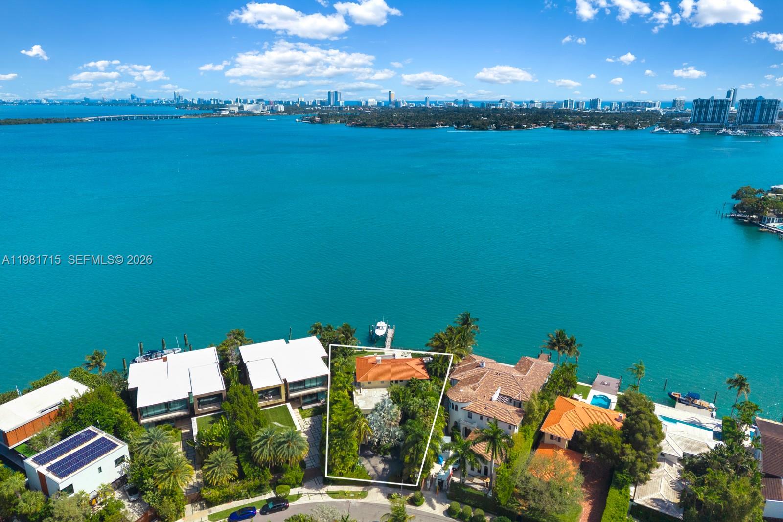 821 E Dilido Dr, Miami Beach FL 33139