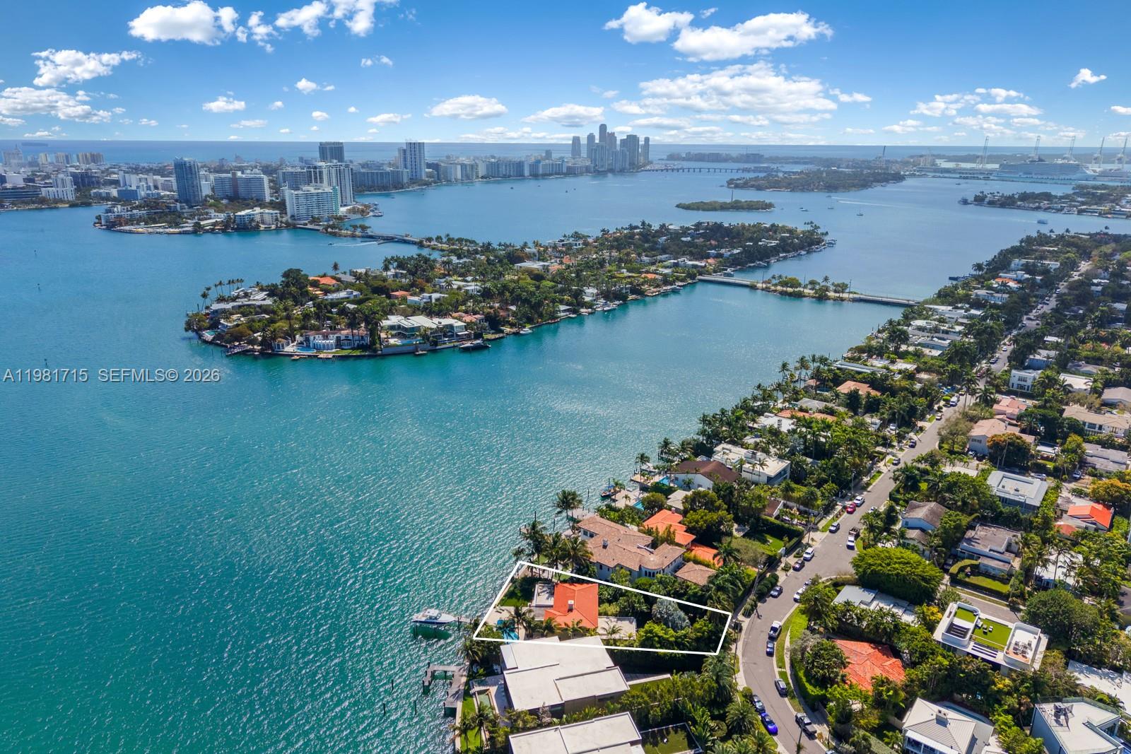 821 E Dilido Dr, Miami Beach FL 33139