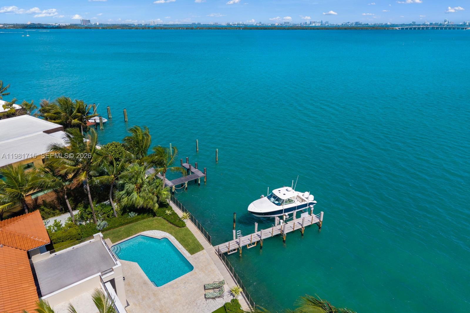 821 E Dilido Dr, Miami Beach FL 33139