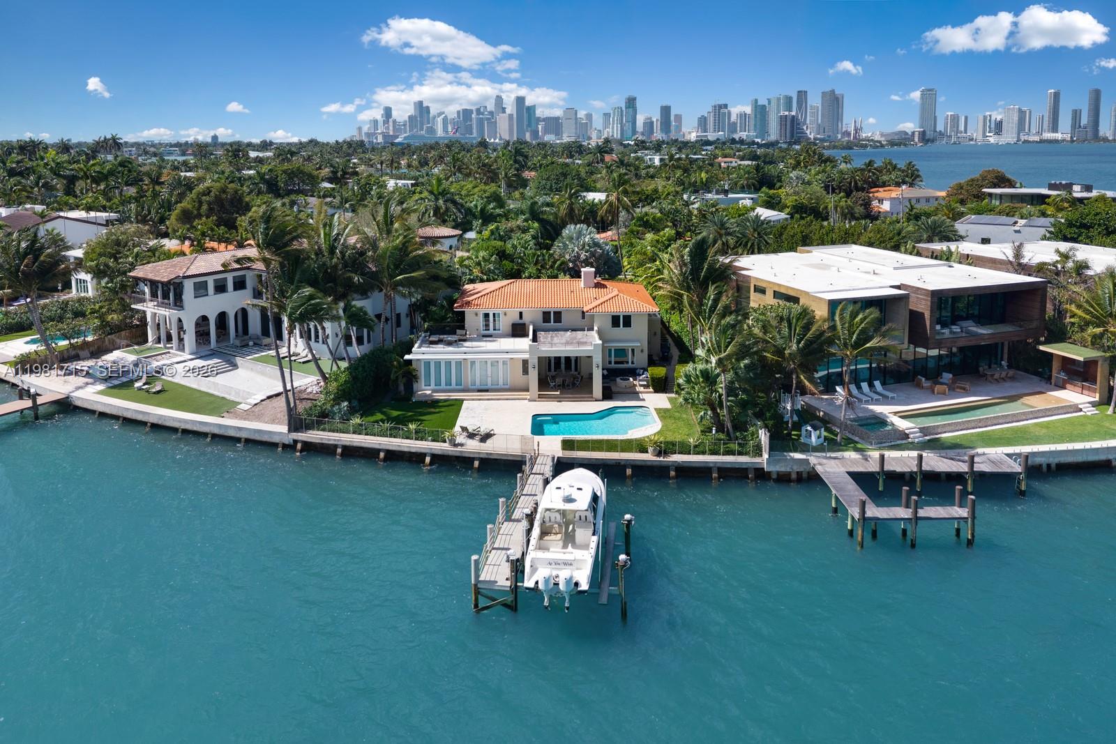 821 E Dilido Dr, Miami Beach FL 33139