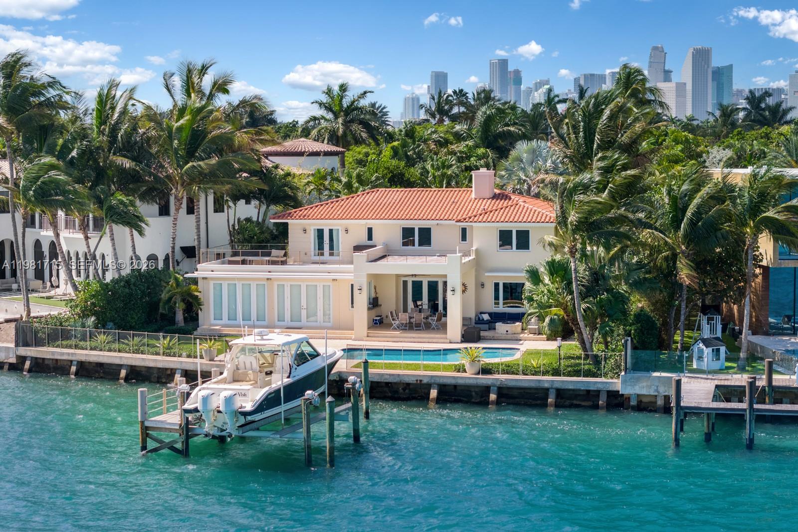 821 E Dilido Dr, Miami Beach FL 33139
