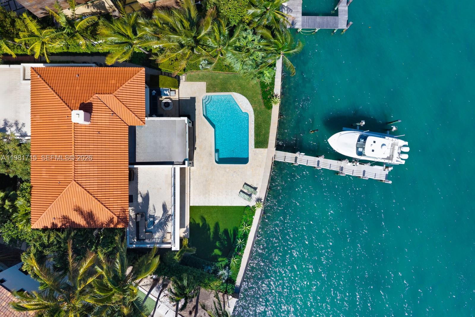 821 E Dilido Dr, Miami Beach FL 33139