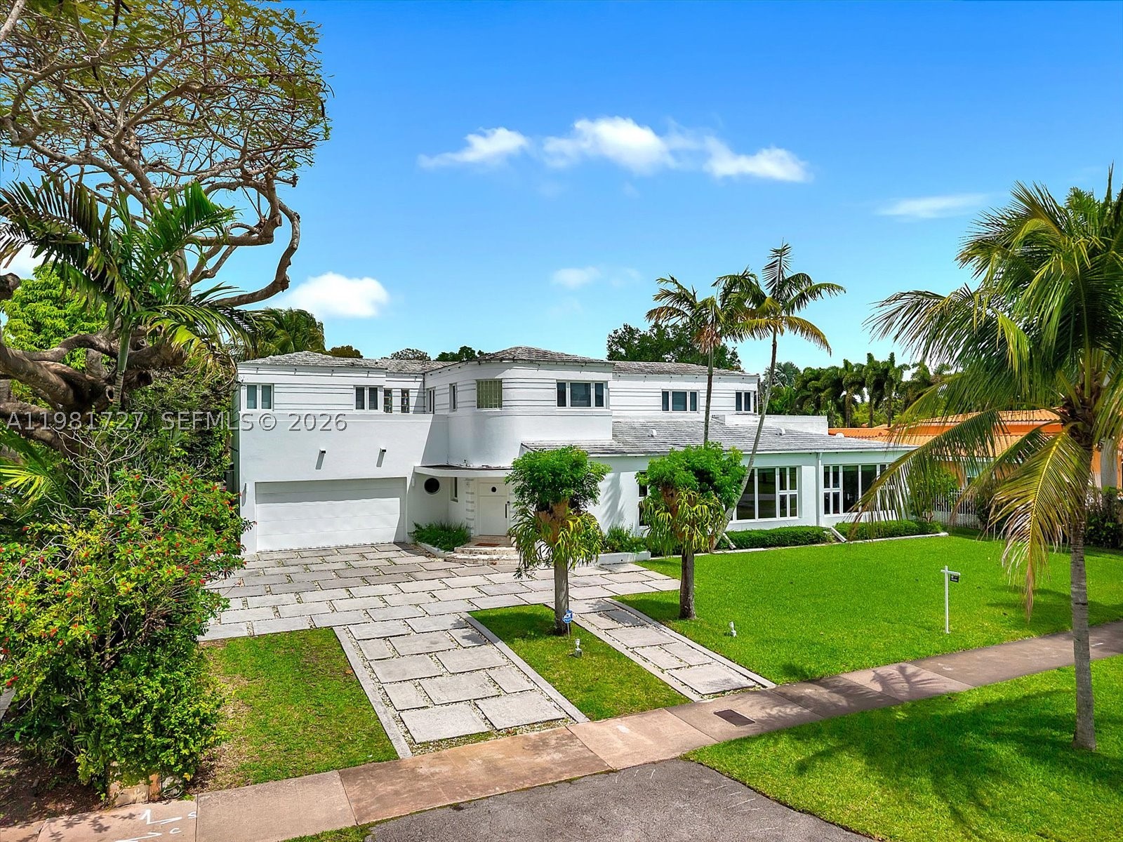 1021 N Greenway Dr, Coral Gables FL 33134