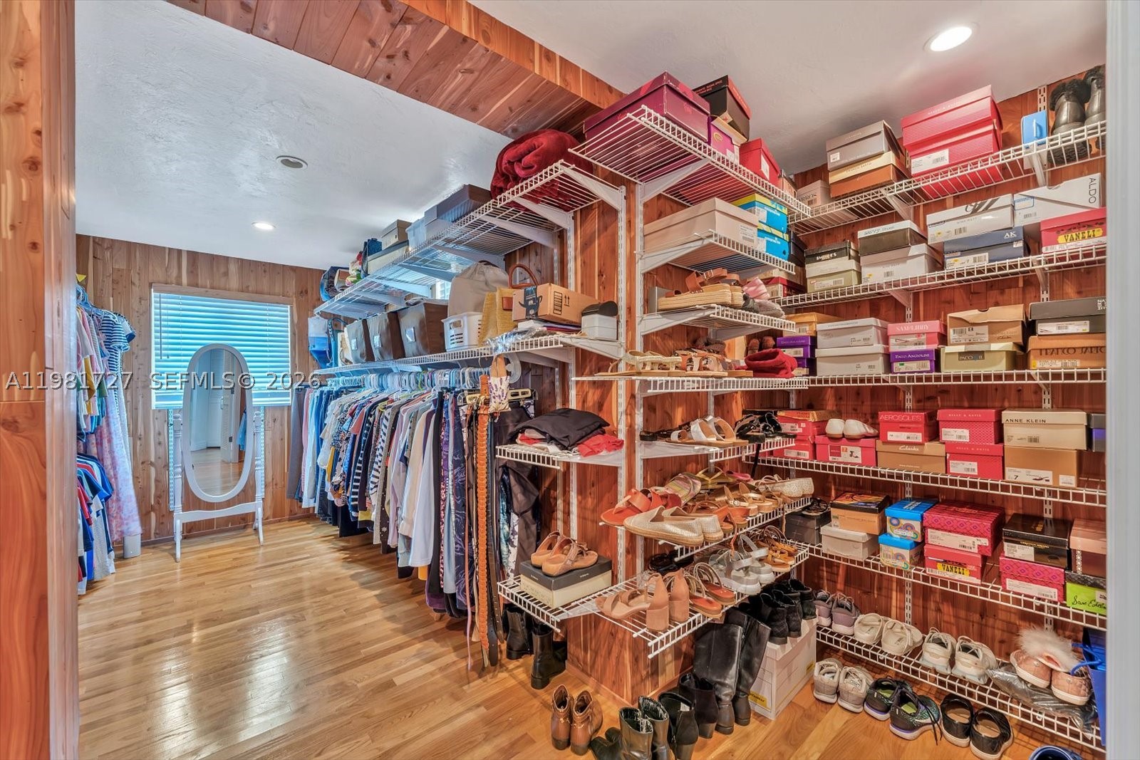 1021 N Greenway Dr, Coral Gables FL 33134
