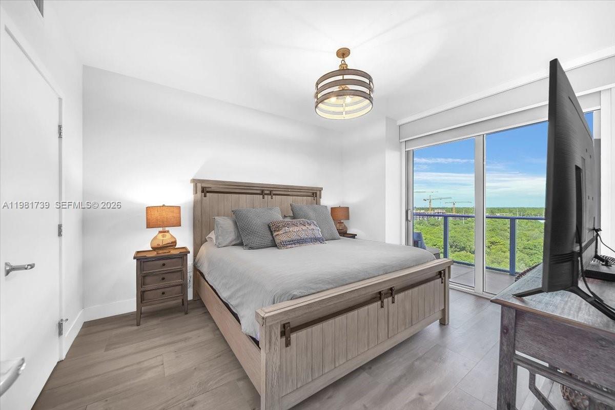 16385 Biscayne Blvd #1104, North Miami Beach FL 33160