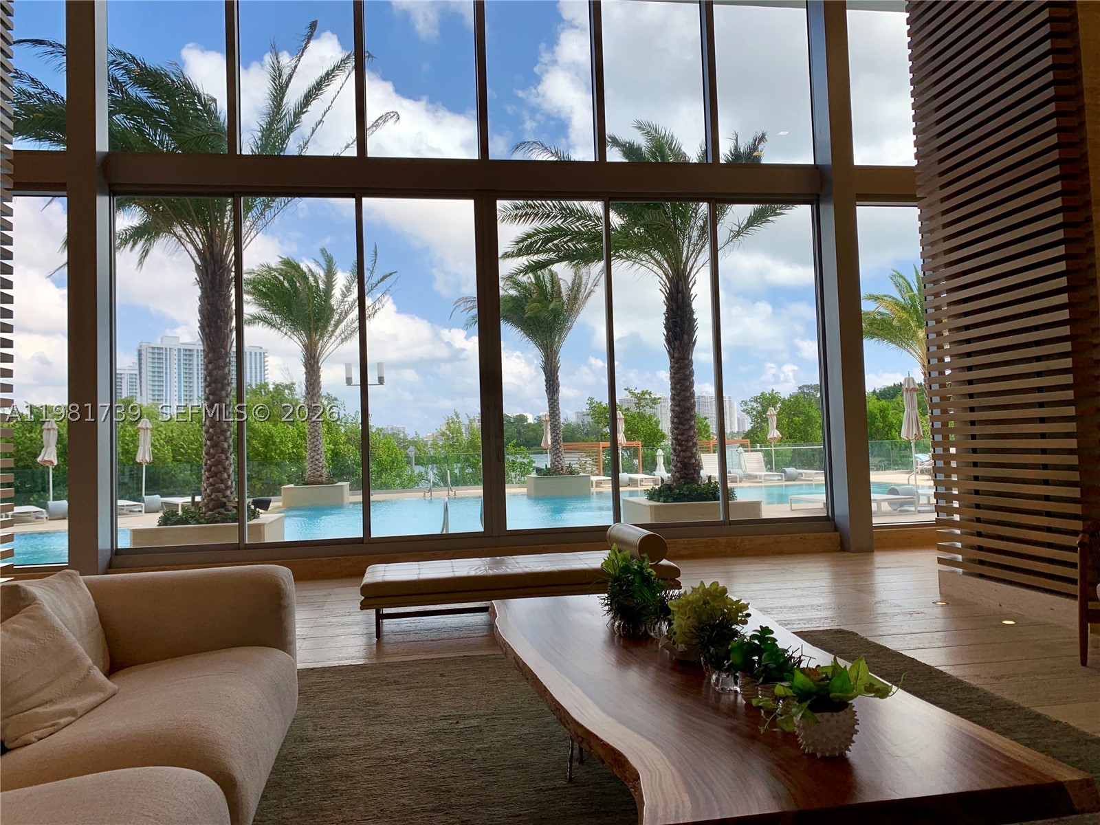 16385 Biscayne Blvd #1104, North Miami Beach FL 33160
