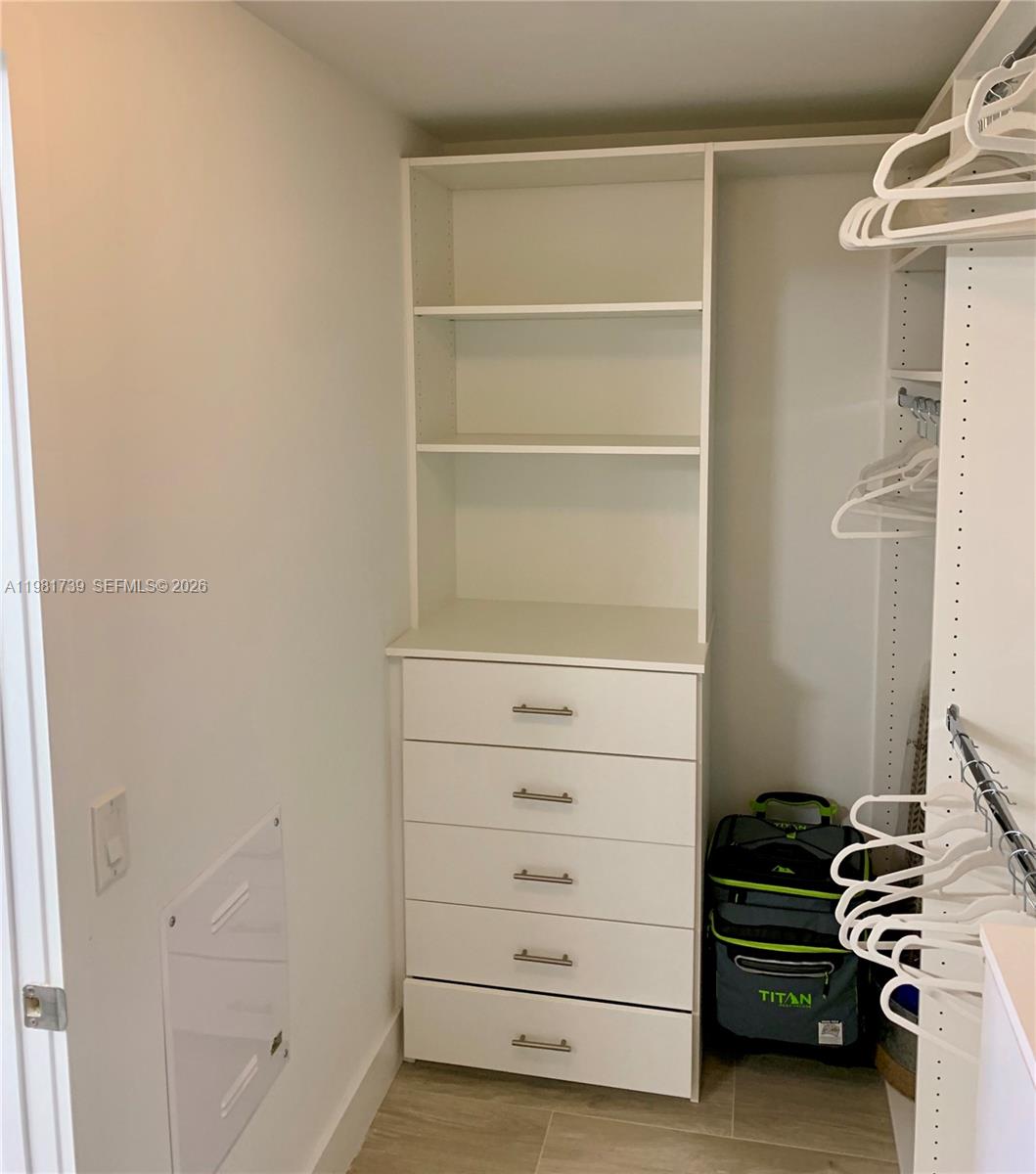 16385 Biscayne Blvd #1104, North Miami Beach FL 33160