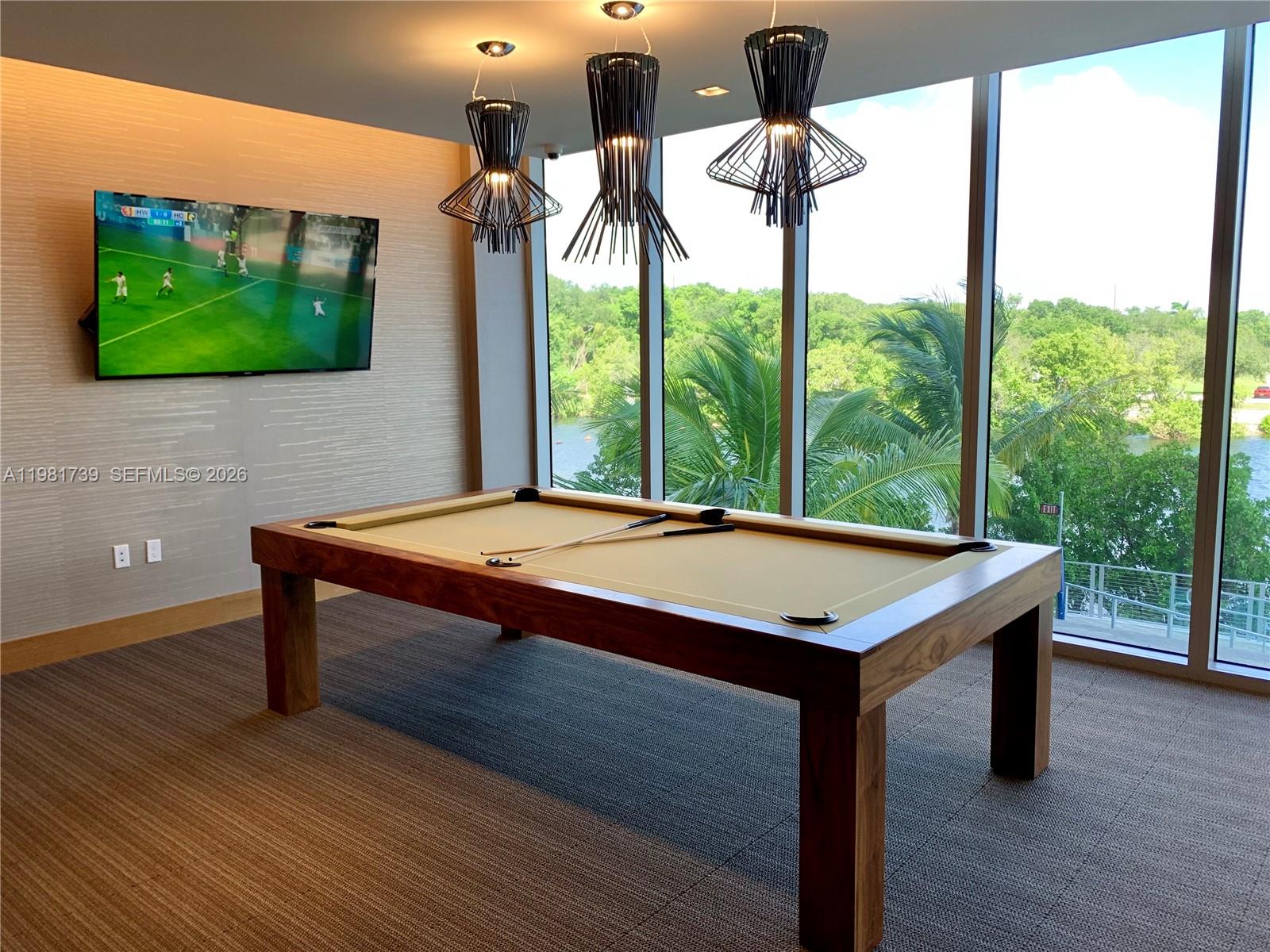 16385 Biscayne Blvd #1104, North Miami Beach FL 33160