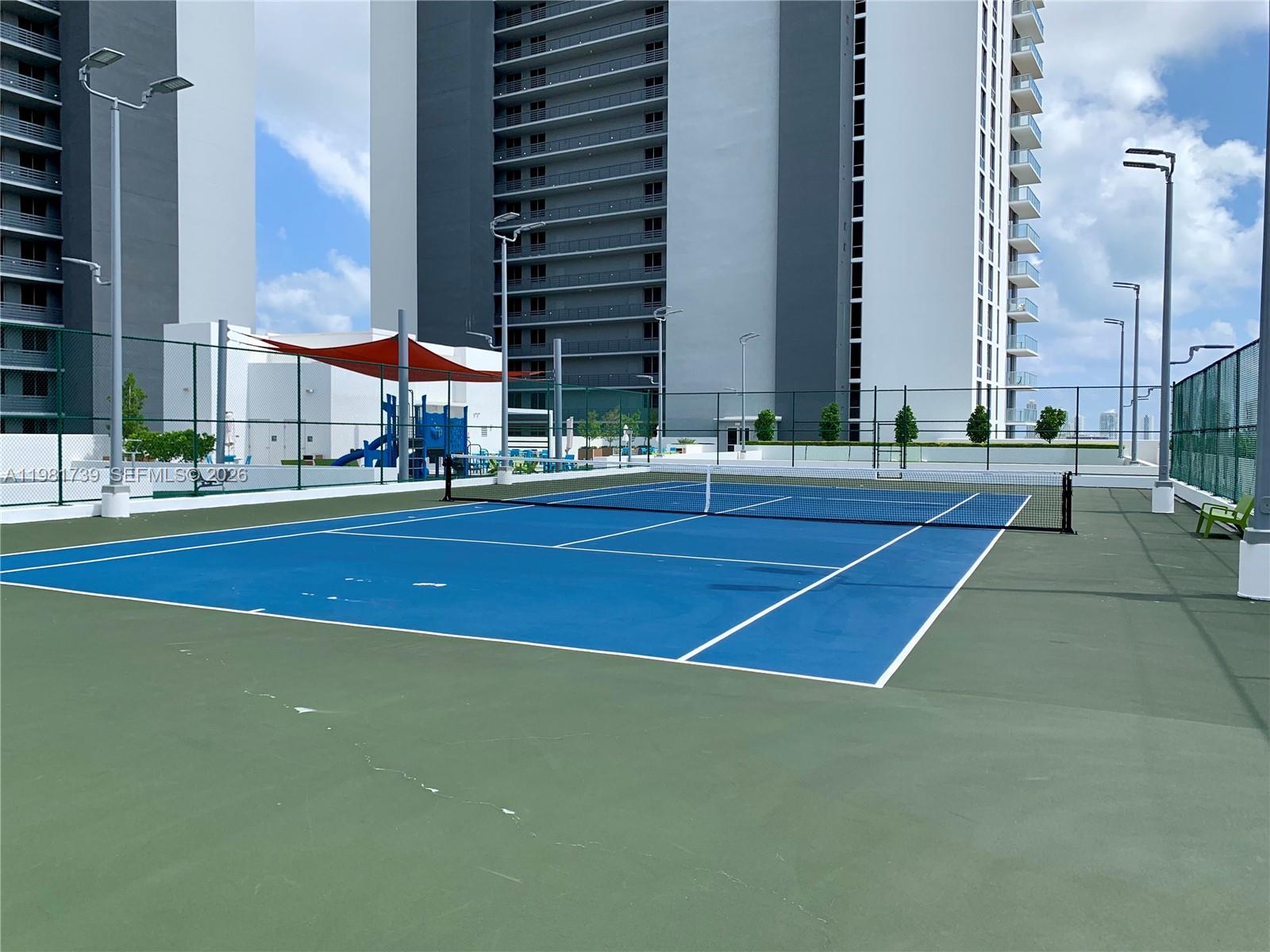 16385 Biscayne Blvd #1104, North Miami Beach FL 33160