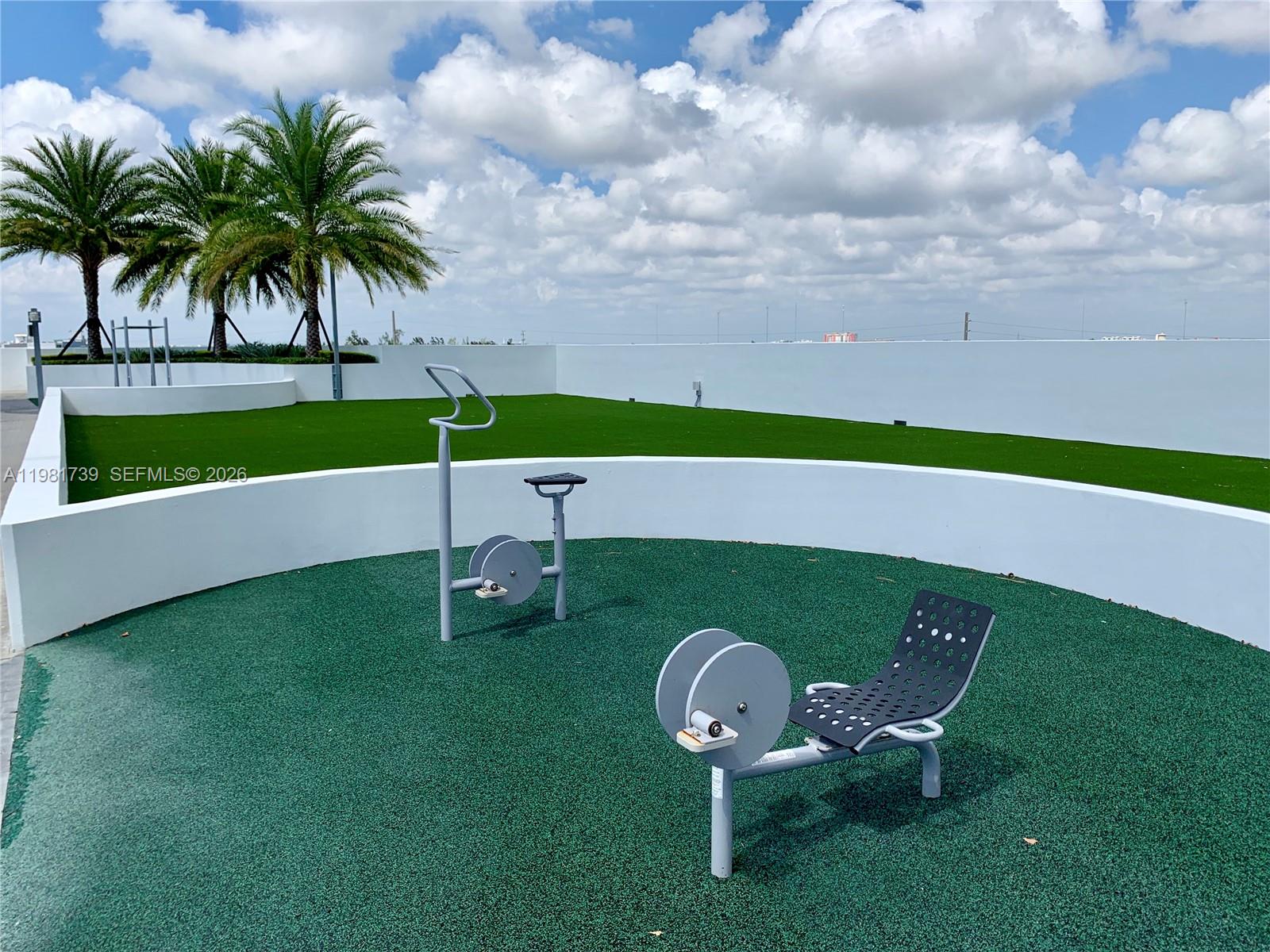 16385 Biscayne Blvd #1104, North Miami Beach FL 33160