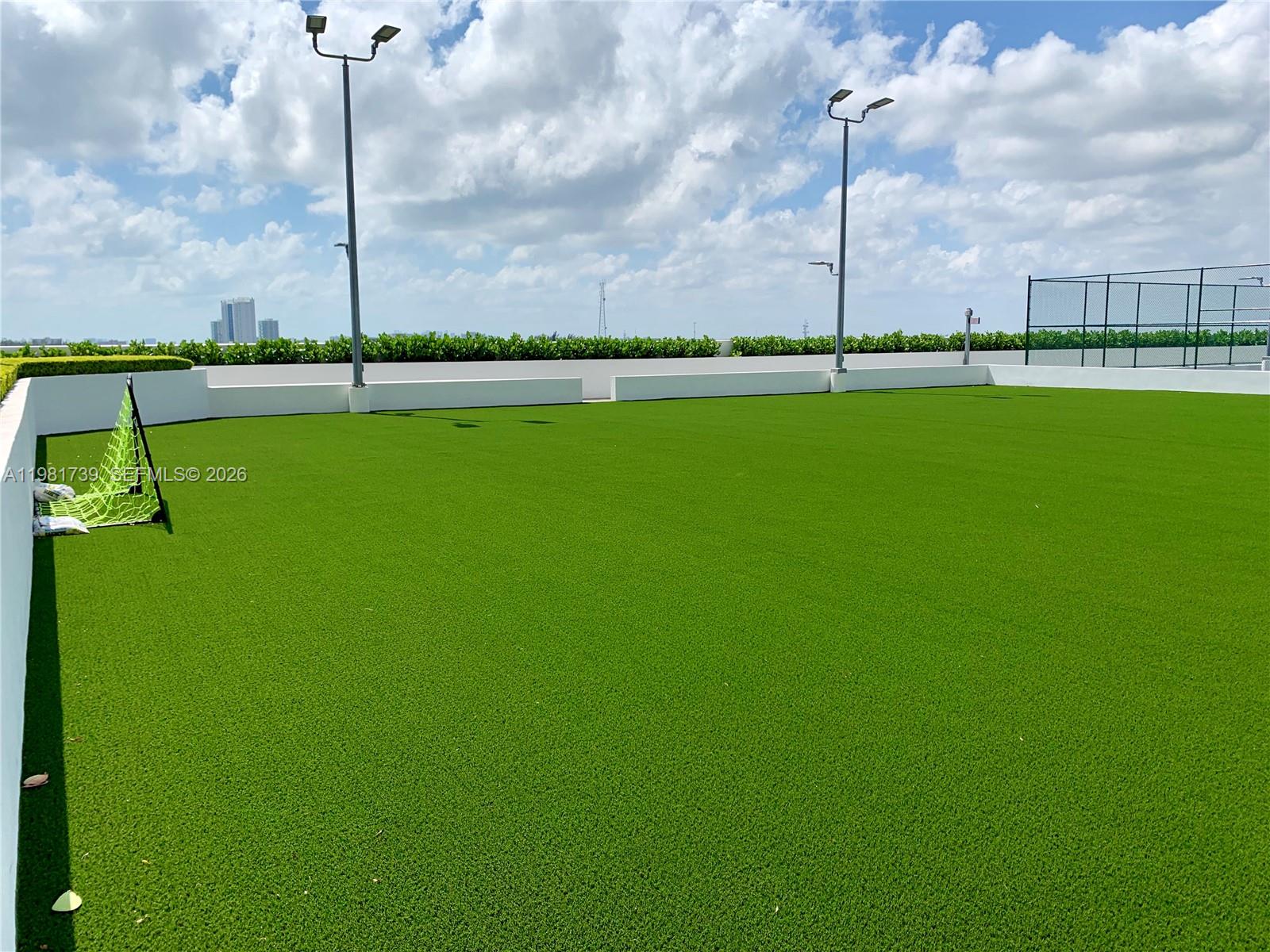 16385 Biscayne Blvd #1104, North Miami Beach FL 33160