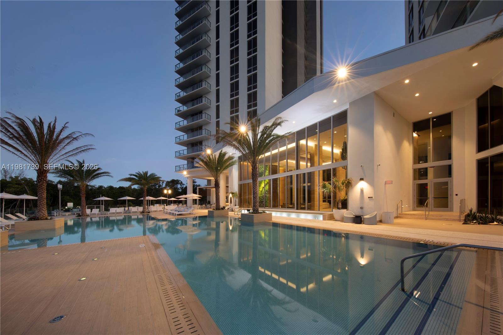 16385 Biscayne Blvd #1104, North Miami Beach FL 33160