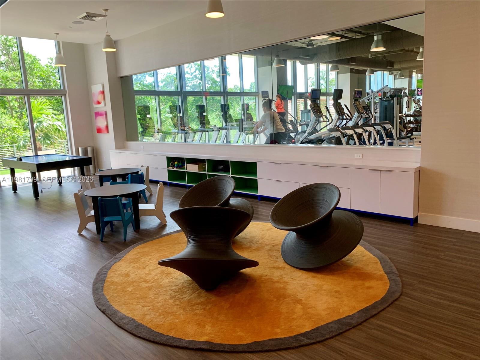 16385 Biscayne Blvd #1104, North Miami Beach FL 33160