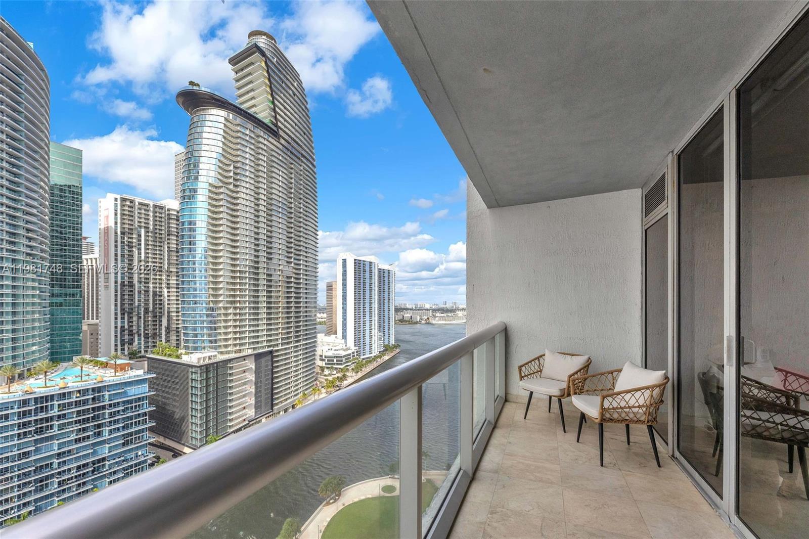 485 Brickell Ave #2503, Miami FL 33131