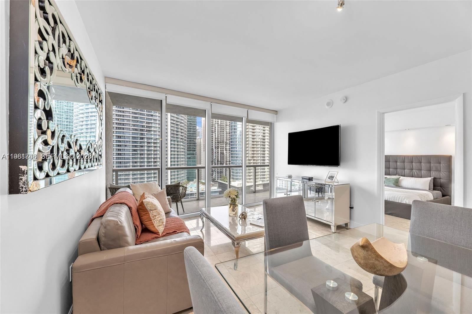 485 Brickell Ave #2503, Miami FL 33131