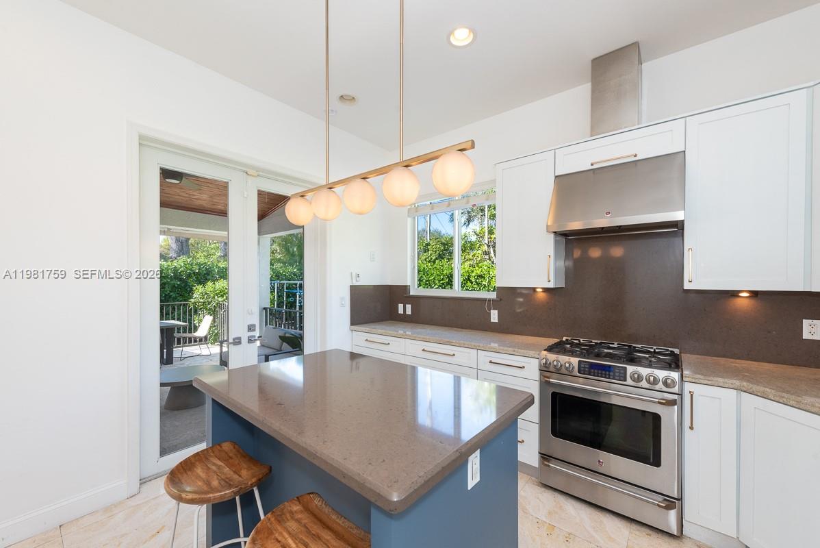 717 Benevento Ave, Coral Gables FL 33146