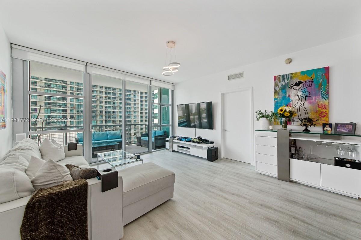 3301 NE 1st Ave #H1110, Miami FL 33137