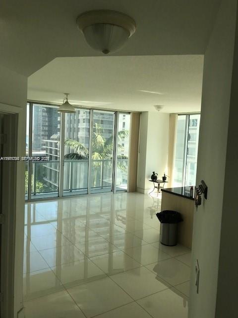 79 SW 12th St #1106-S, Miami FL 33130