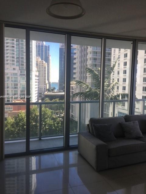 79 SW 12th St #1106-S, Miami FL 33130