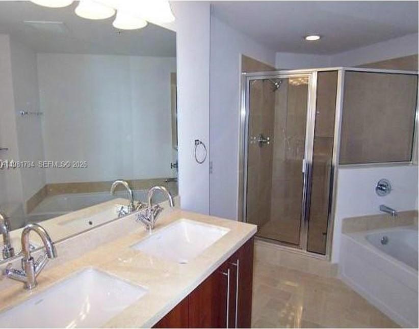 79 SW 12th St #1106-S, Miami FL 33130
