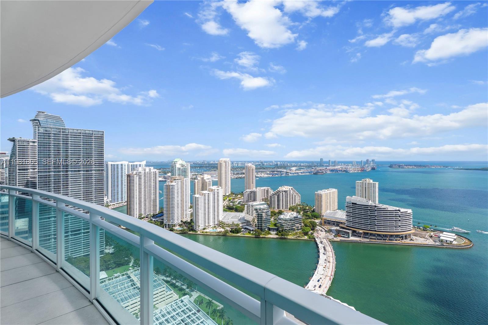 950 Brickell Bay Dr #4710, Miami FL 33131