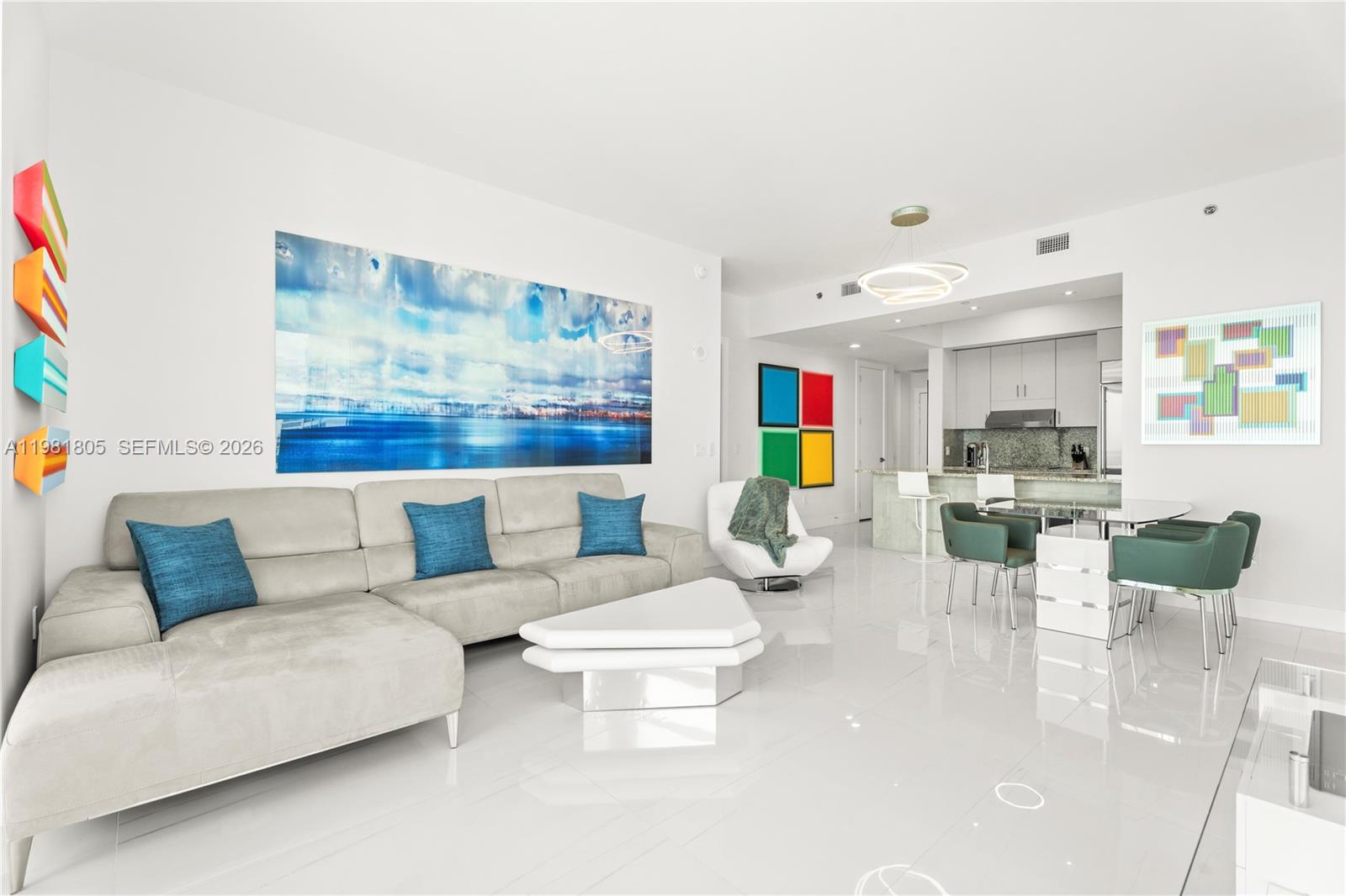 950 Brickell Bay Dr #4710, Miami FL 33131